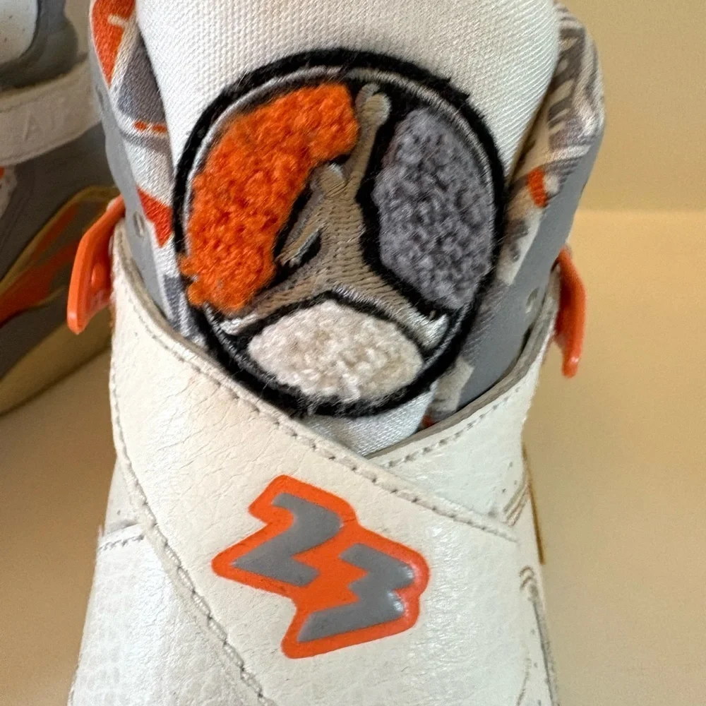 Air Jordan Retro 8 - Orange Blaze - Boys Size 6Y (2007 Release)